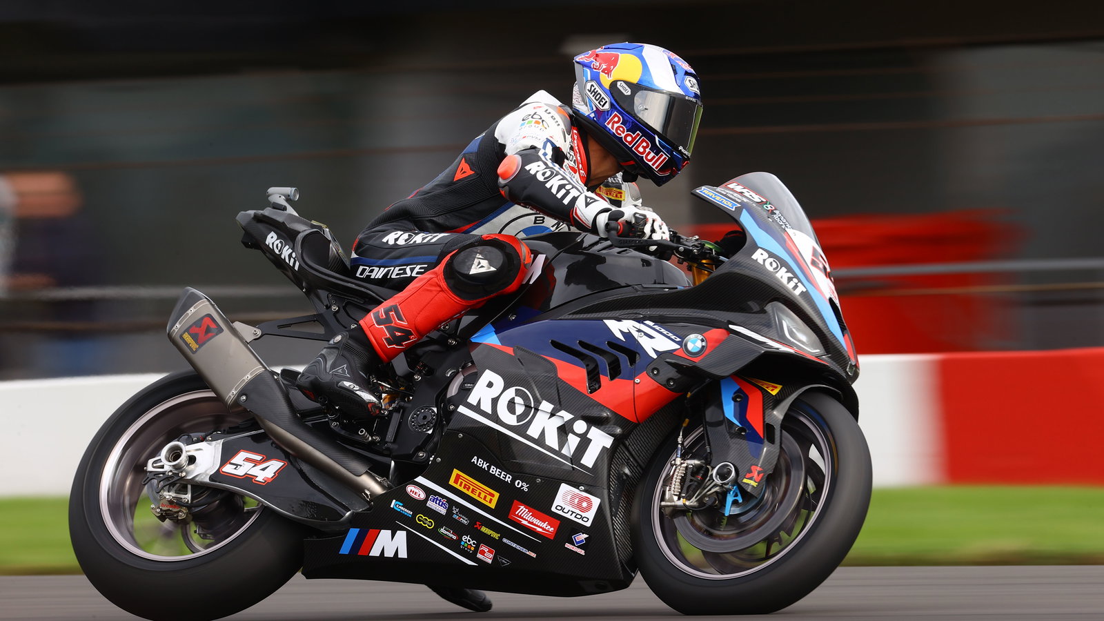 Toprak Razgatlioglu, 2024 UK WorldSBK. - Gold and Goose.